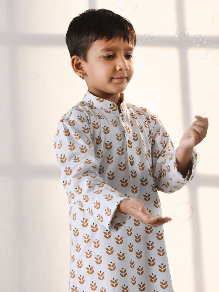 VASTRAMAY Boys' White Kurta