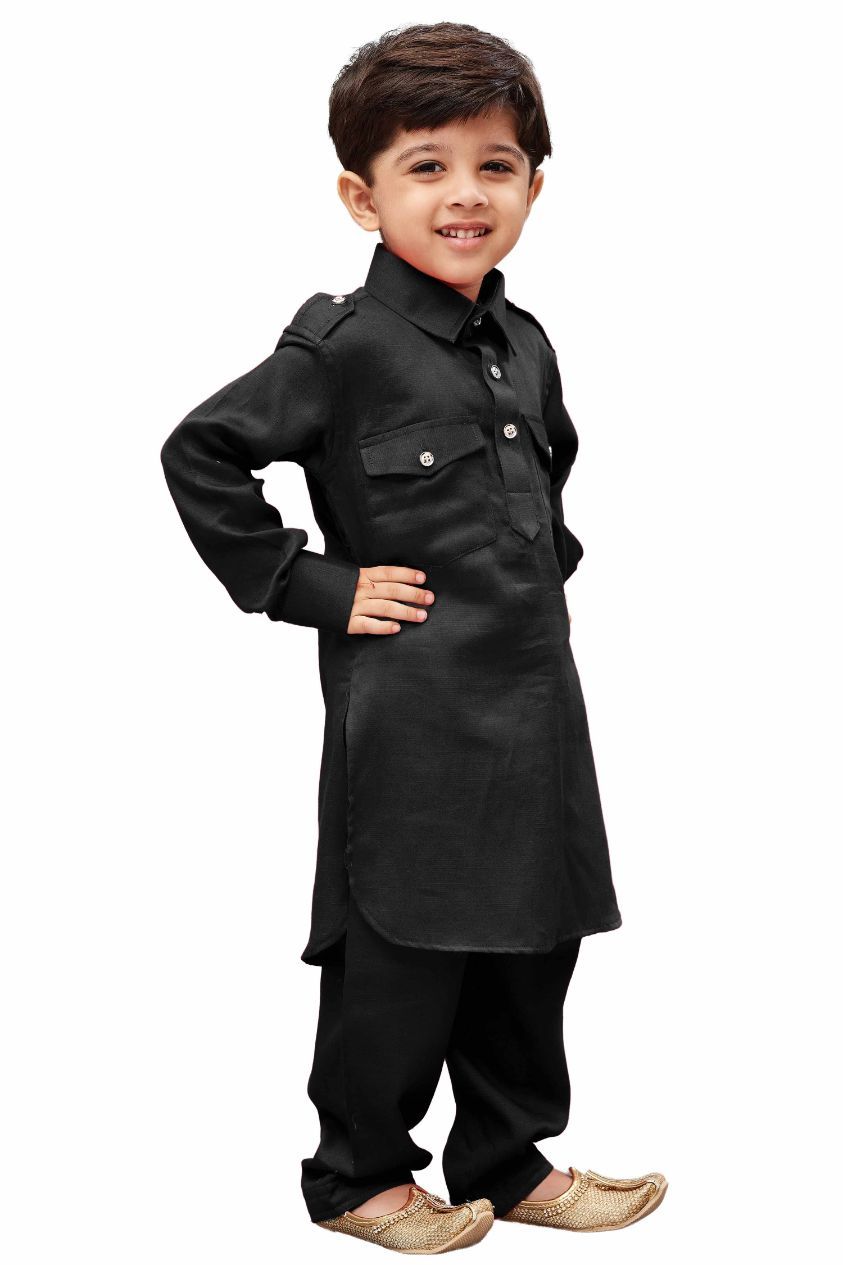 VASTRAMAY Boys' Black Cotton Pathani Kurta