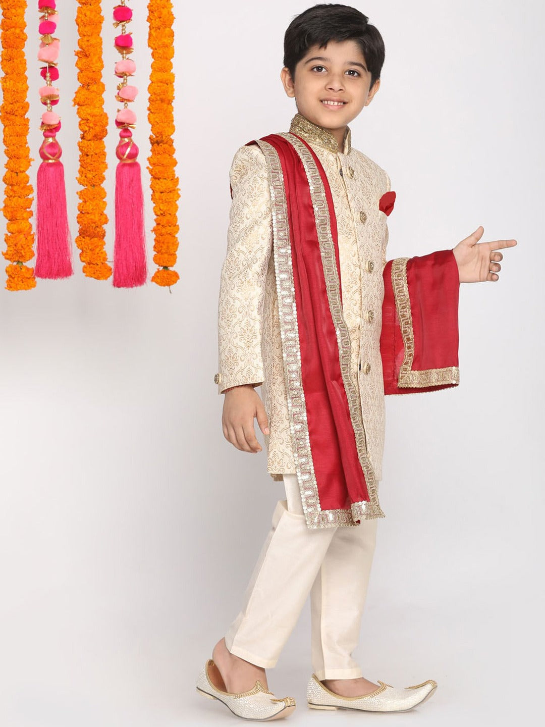 VASTRAMAY Boys Beige & Cream Woven Design Sherwani Set With Maroon Dupatta