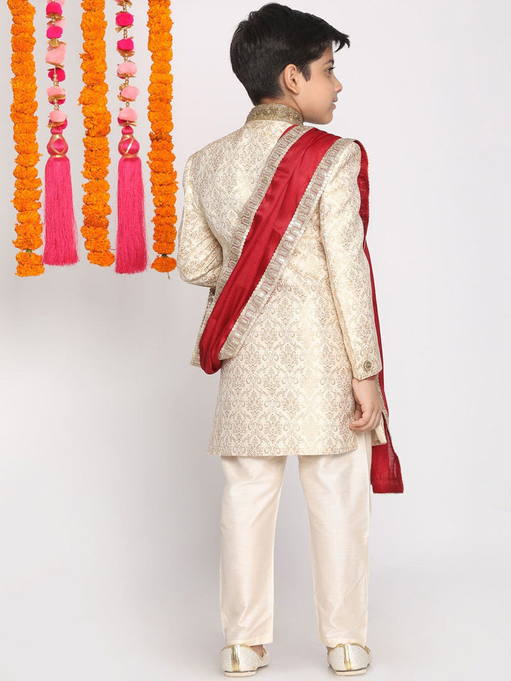 VASTRAMAY Boys Beige & Cream Woven Design Sherwani Set With Maroon Dupatta