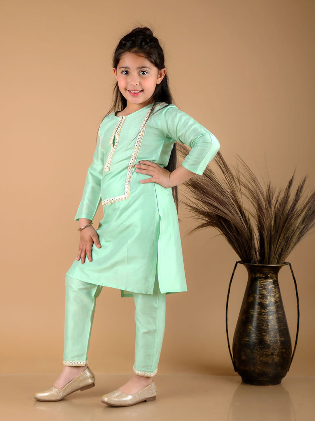 VASTRAMAY Girls' Mint Green Viscose Kurta Pant Set