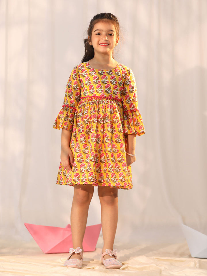 VASTRAMAY Girls' Yellow Dress