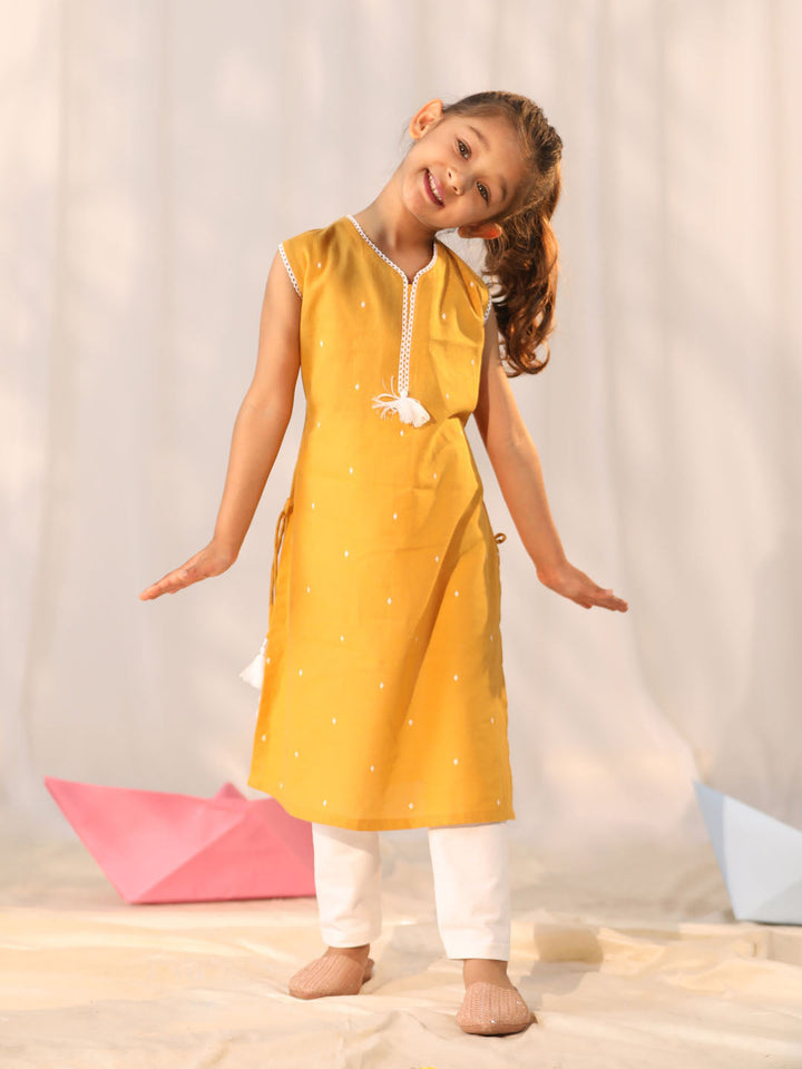 VASTRAMAY Girls' Mustard Only Kurta