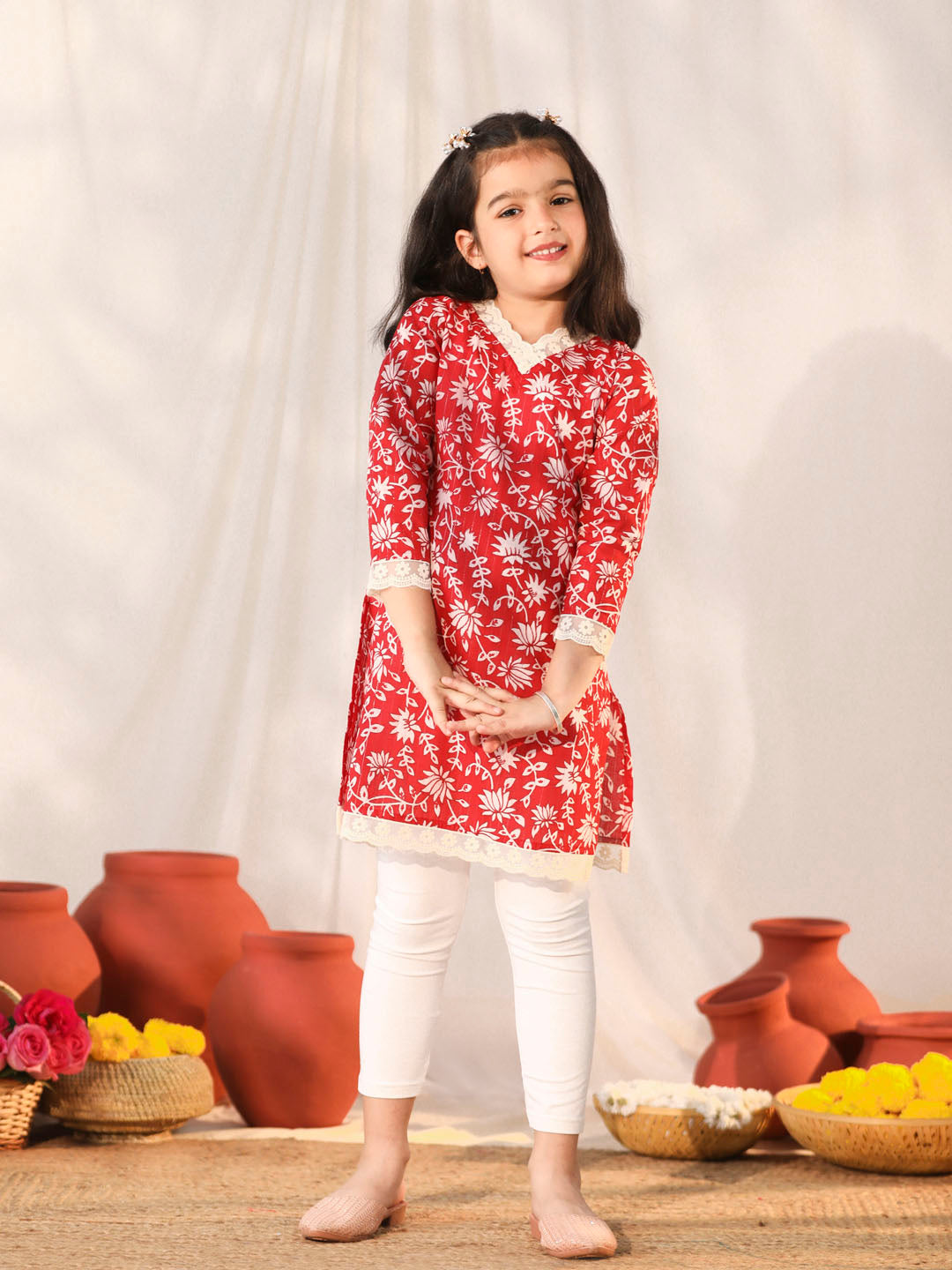 VASTRAMAY Girls' Red Kurta Leggings Set