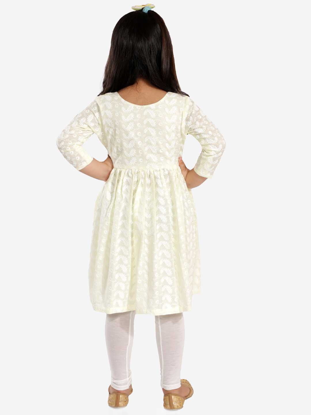 VASTRAMAY Girls' Yellow Pure Cotton Chikankari Kurta With Leggings