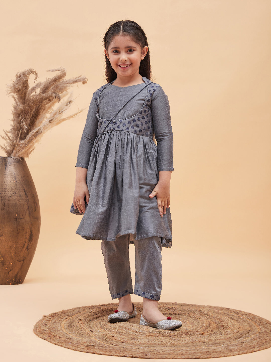 VASTRAMAY Girls Grey Anarkali Kurta Pyjama Set With Potli Bag