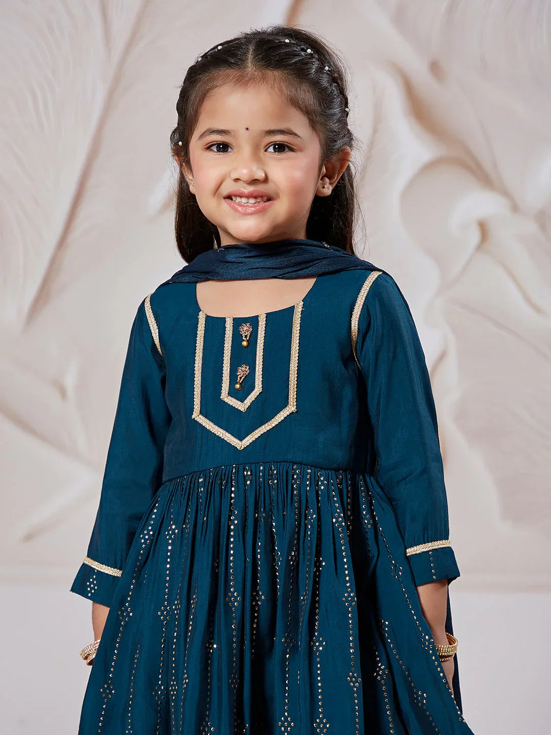 Girl's' Turquoise Kurta Set With Dupatta