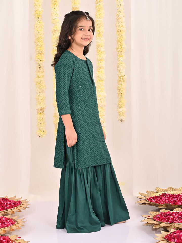 VASTRAMAY Girls' Green Embellished Kurta Palazzo Set