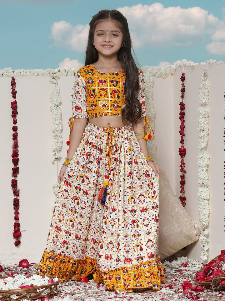 VASTRAMAY Girls' Yellow And Cream Patola Print Lehenga Set