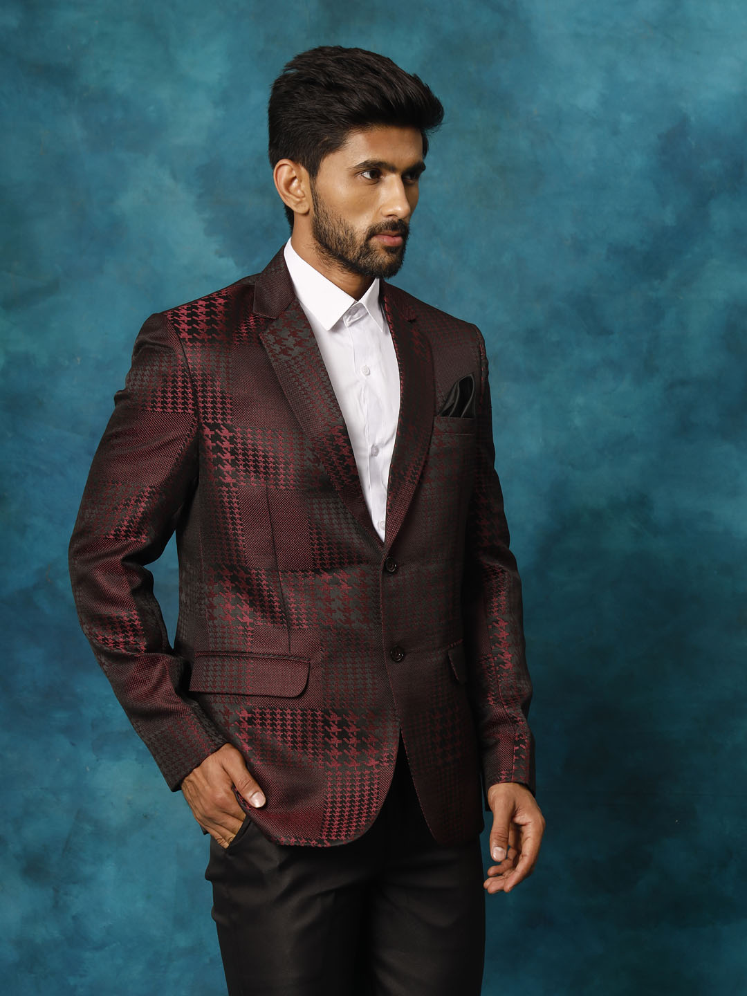 VASTRAMAY Men's Maroon Houndstooth Blazer