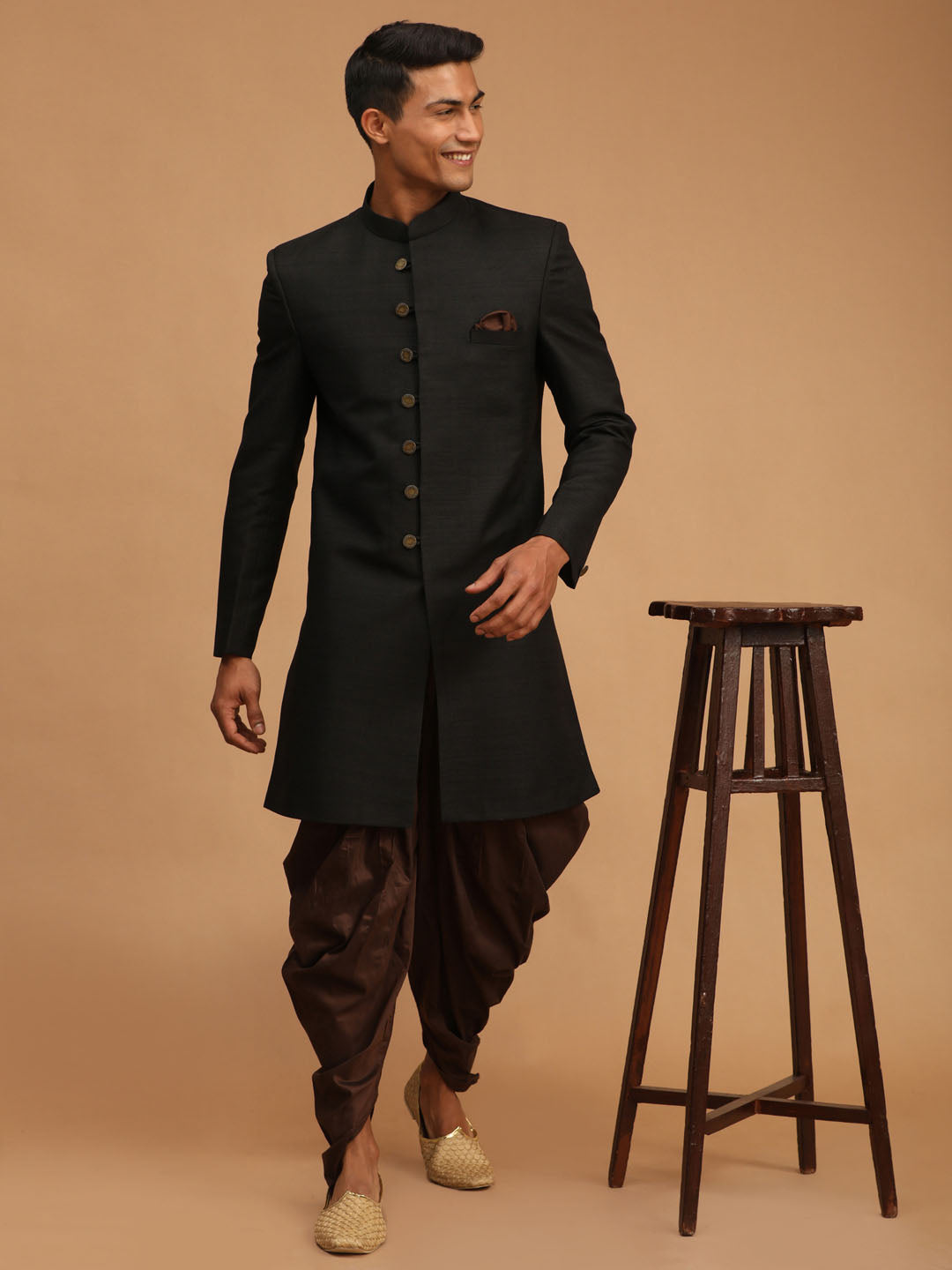 VASTRAMAY Men's Black Sherwani Only Top