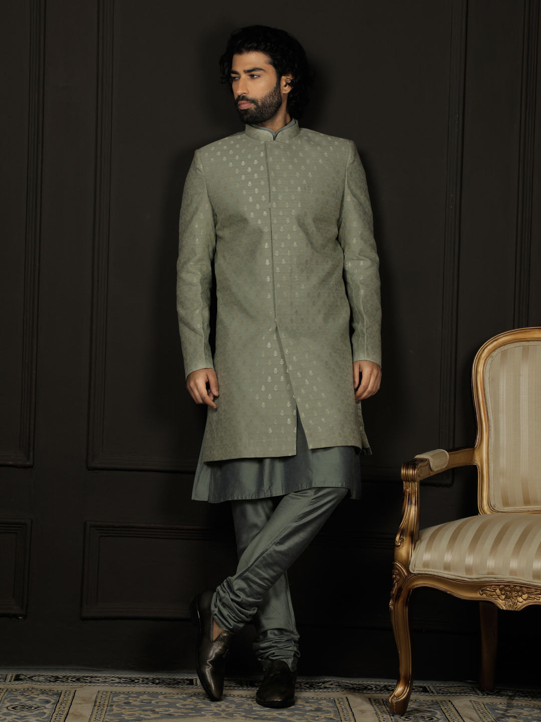 VASTRAMAY Men's Green Silk Blend Sherwani Only Top