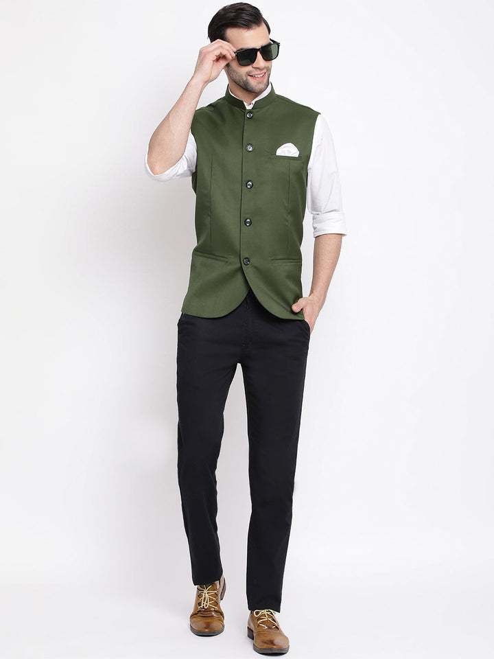 VASTRAMAY Men's Green Cotton Blend Twill Nehru Jacket