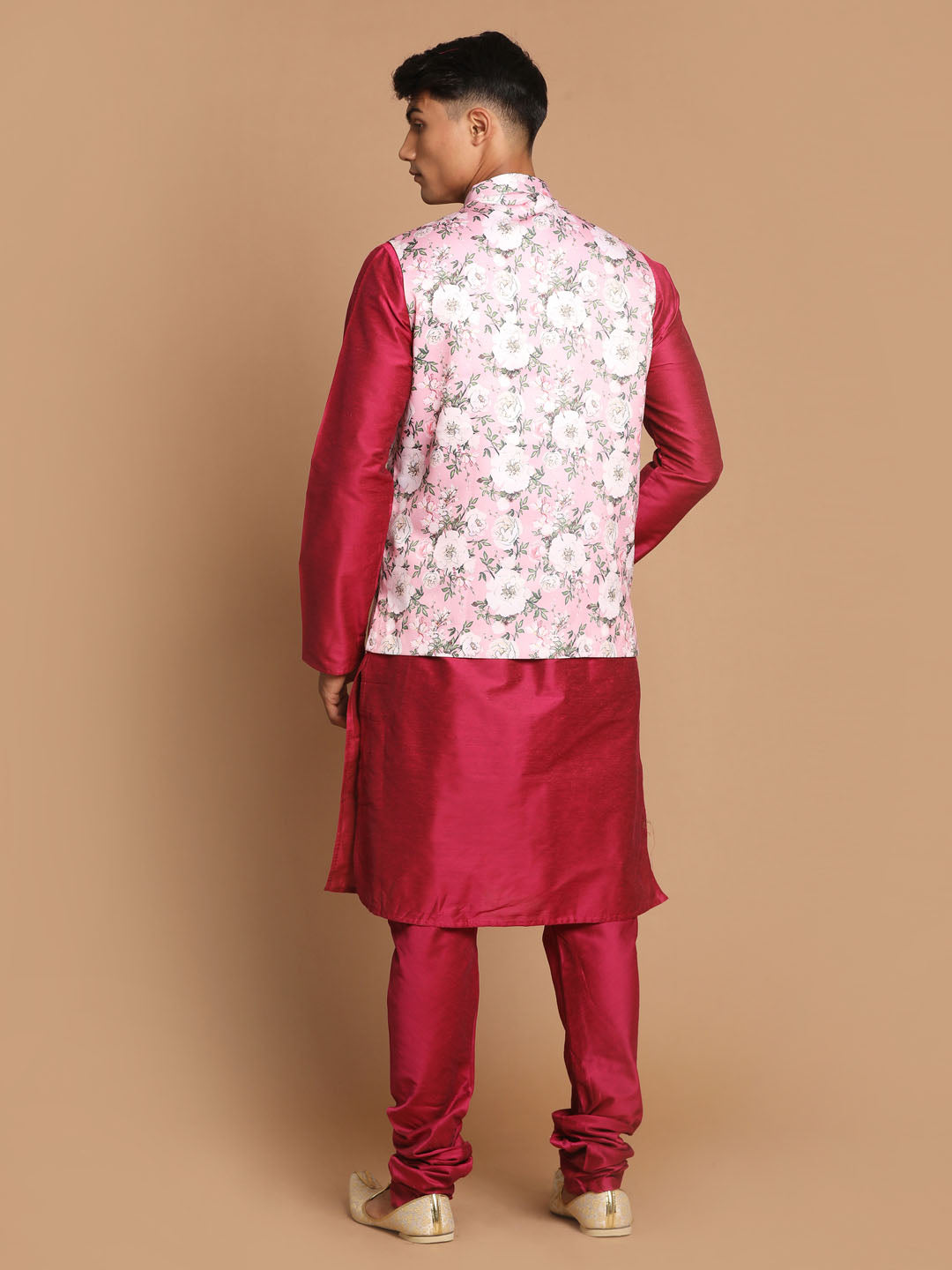 VASTRAMAY Men's Pink Floral Printed Ethnic Jacket With Purple Cotton Silk Blend Kurta Pyjama