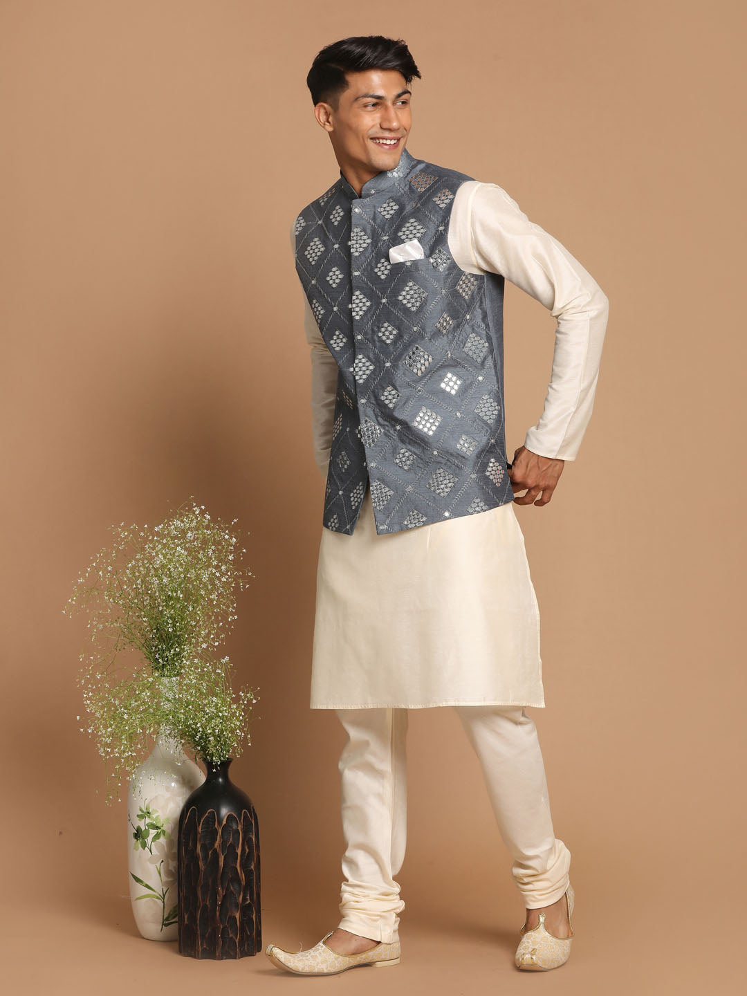 VASTRAMAY Men's Grey Mirror-Work Silk Blend Nehru Jacket With Solid Kurta & Pyjama Set