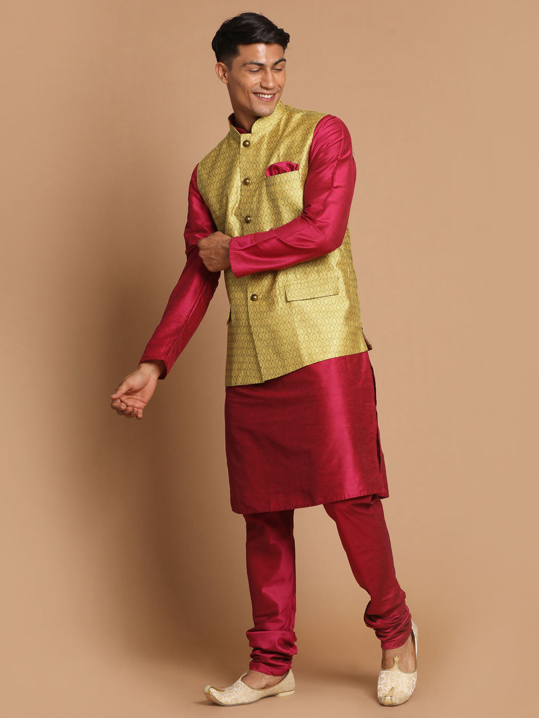 VASTRAMAY Men's Yellow Jacquard Nehru Jacket with Kurta Pyjama Set