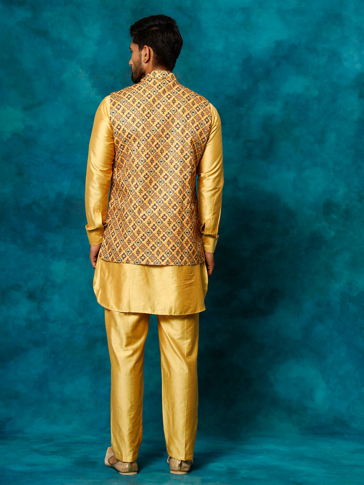 VASTRAMAY Men's Mustard Geometric Printed Nehru Jacket With Curved Kurta And Pant Set