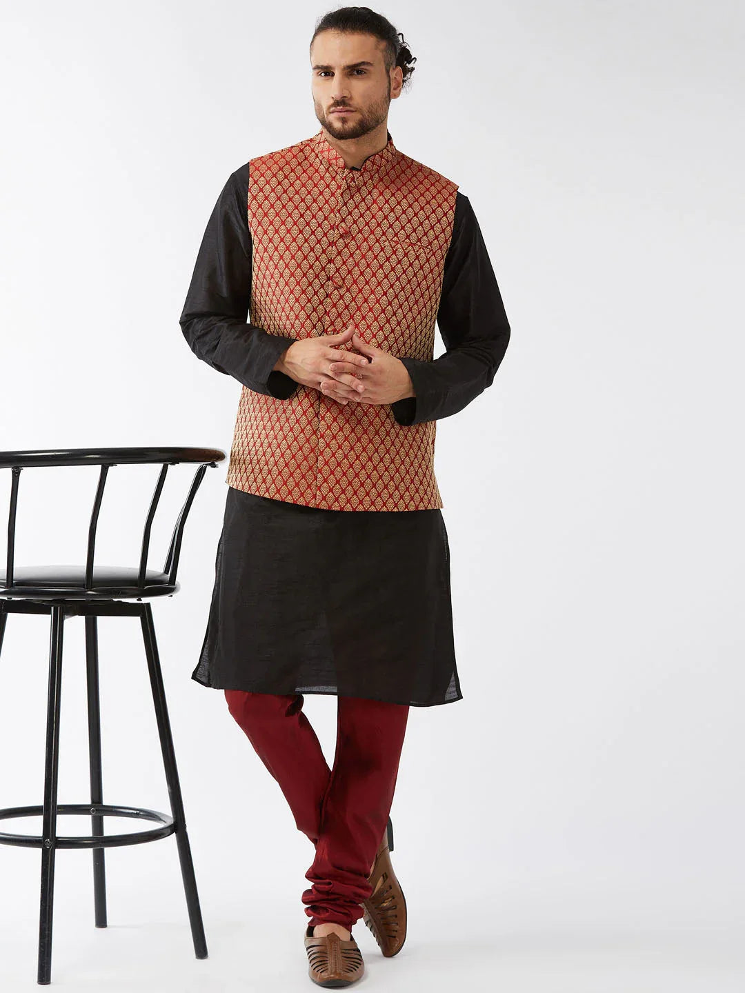 Men's  Maroon Silk Blend Ethnic Jacket, Black Kurta And Maroon Pyjama Set