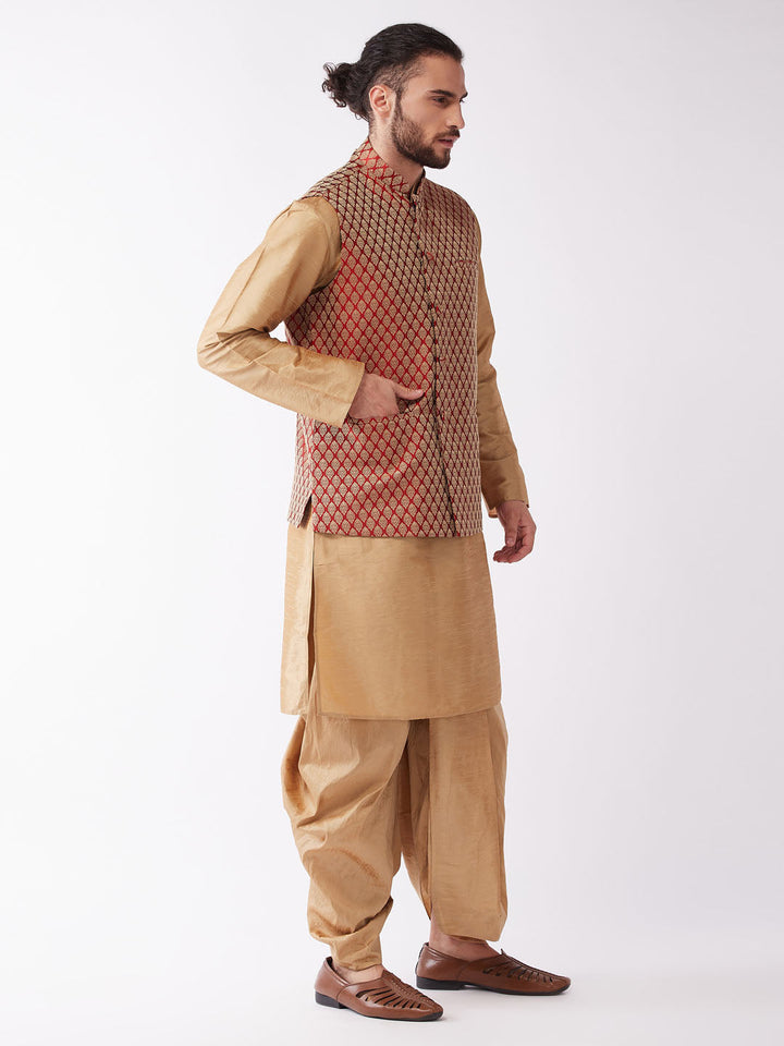 VM BY VASTRAMAY Men's Rose Gold Solid Silk Blend Kurta and Dhoti With Maroon Nehru Jacket