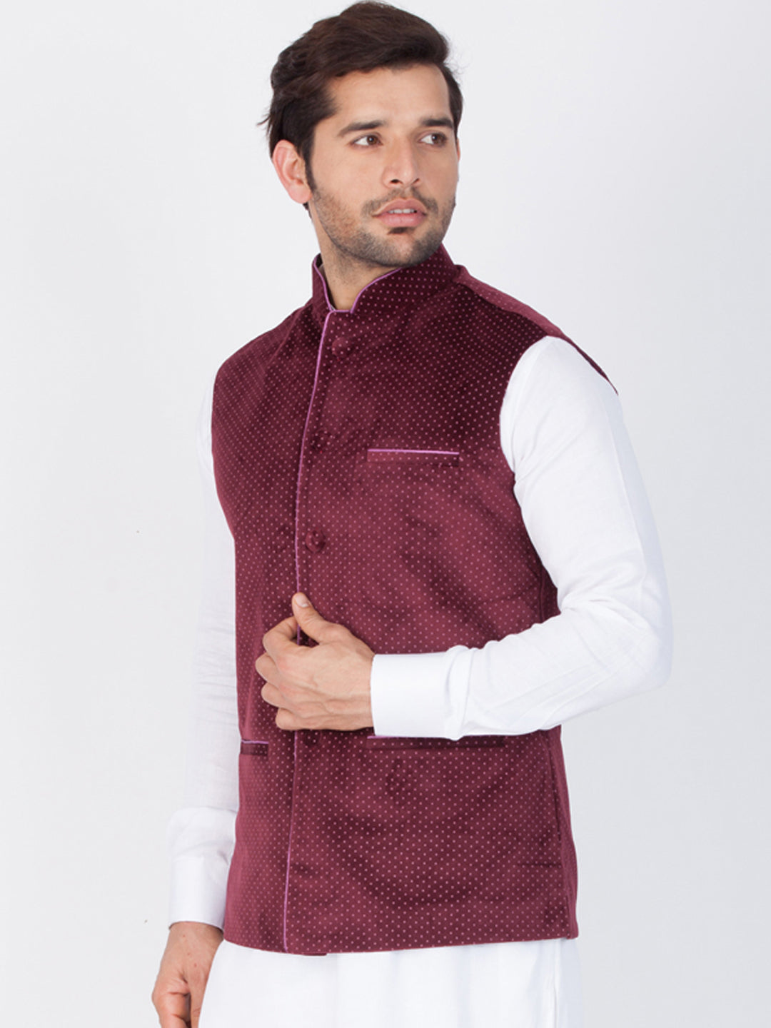 VASTRAMAY Men's Maroon Velvet Ethnic Jacket