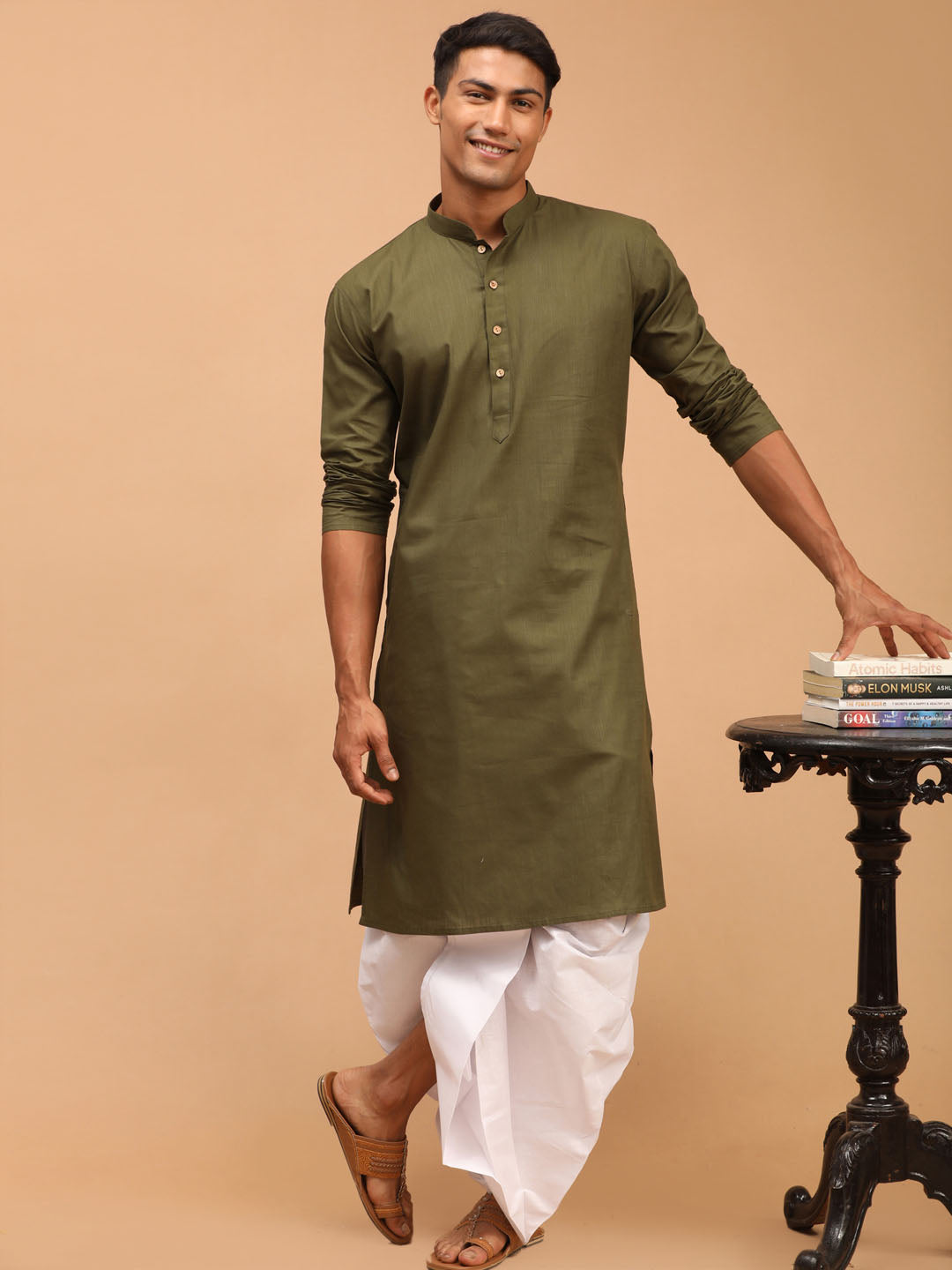 VASTRAMAY Men's Mehdi Green Solid Cotton Blend Kurta And White Dhoti Set