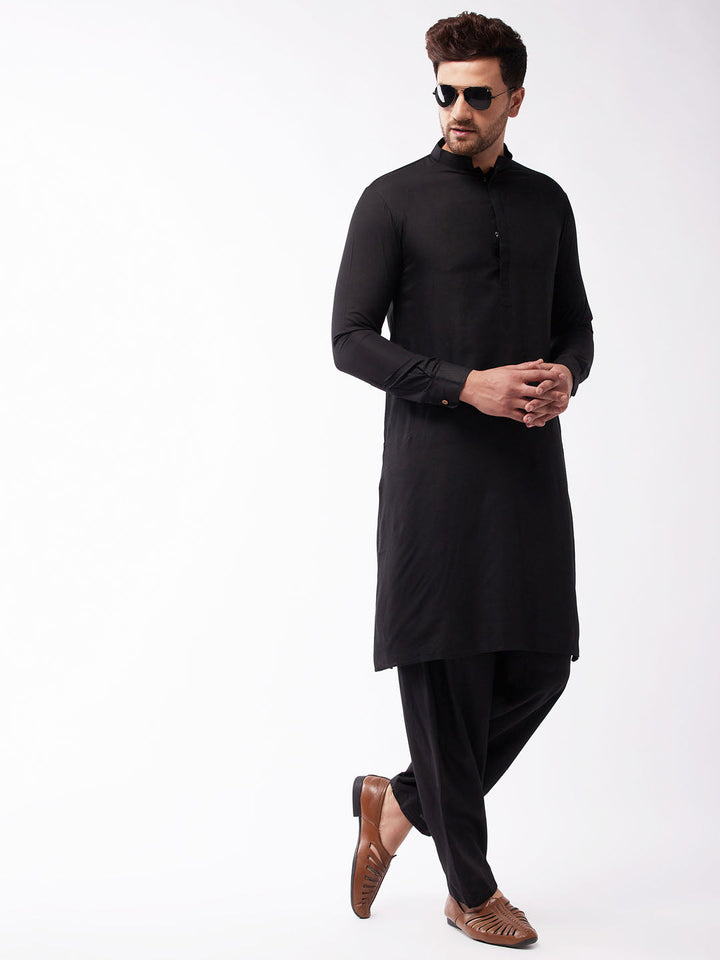 VM BY VASTRAMAY Men's Black Cotton Blend Kurta and Pyjama Set