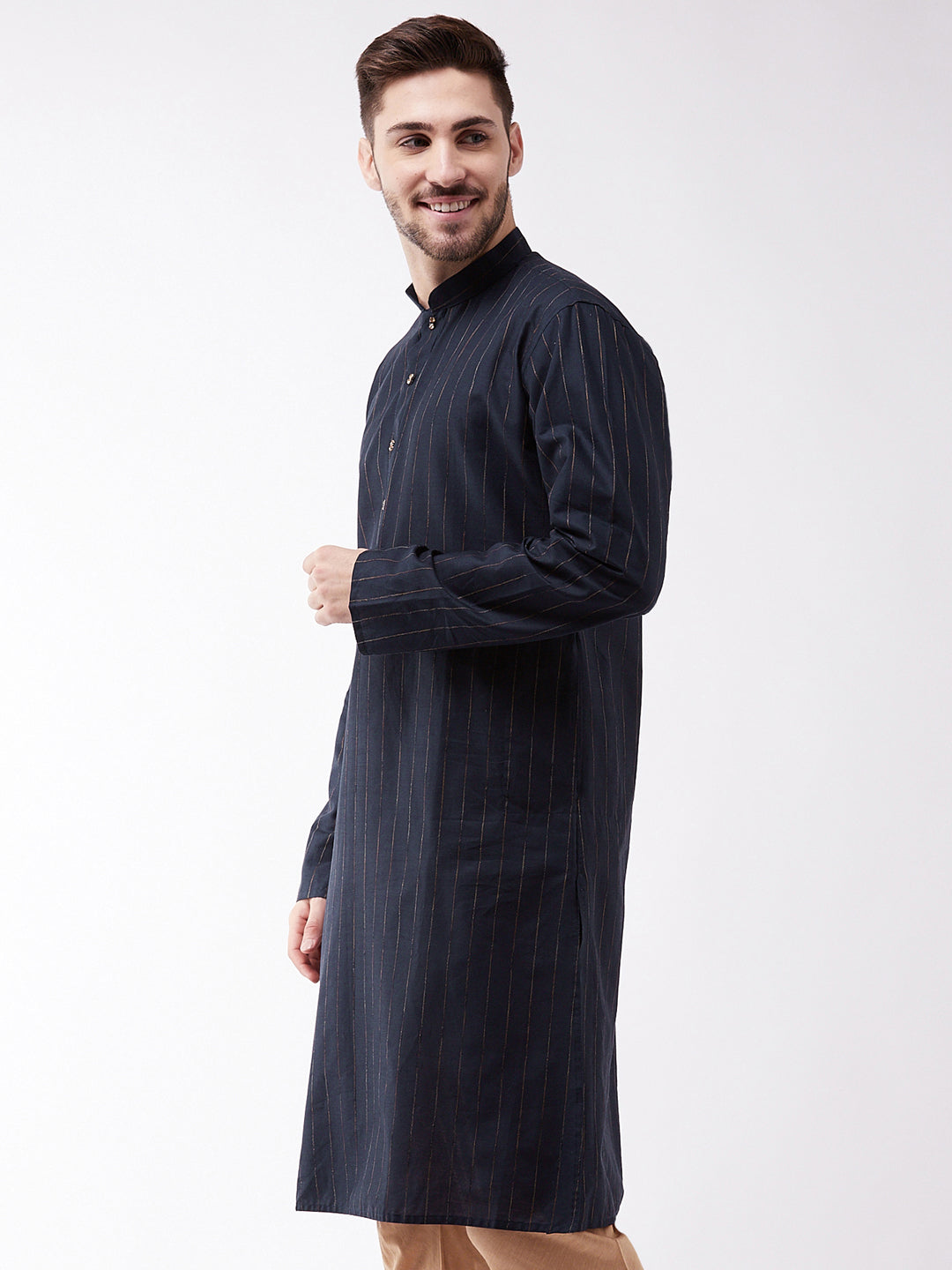 VASTRAMAY Men's Navy Blue Cotton Blend Kurta