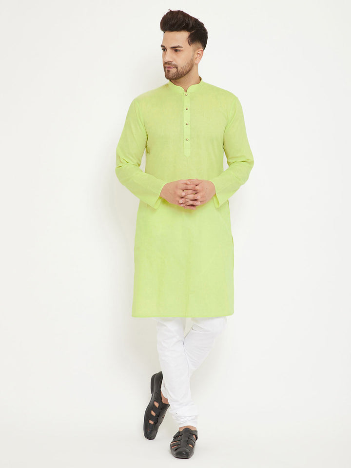 VM BY Vastramay Men's Green And White Cotton Blend Kurta Pyjama Set