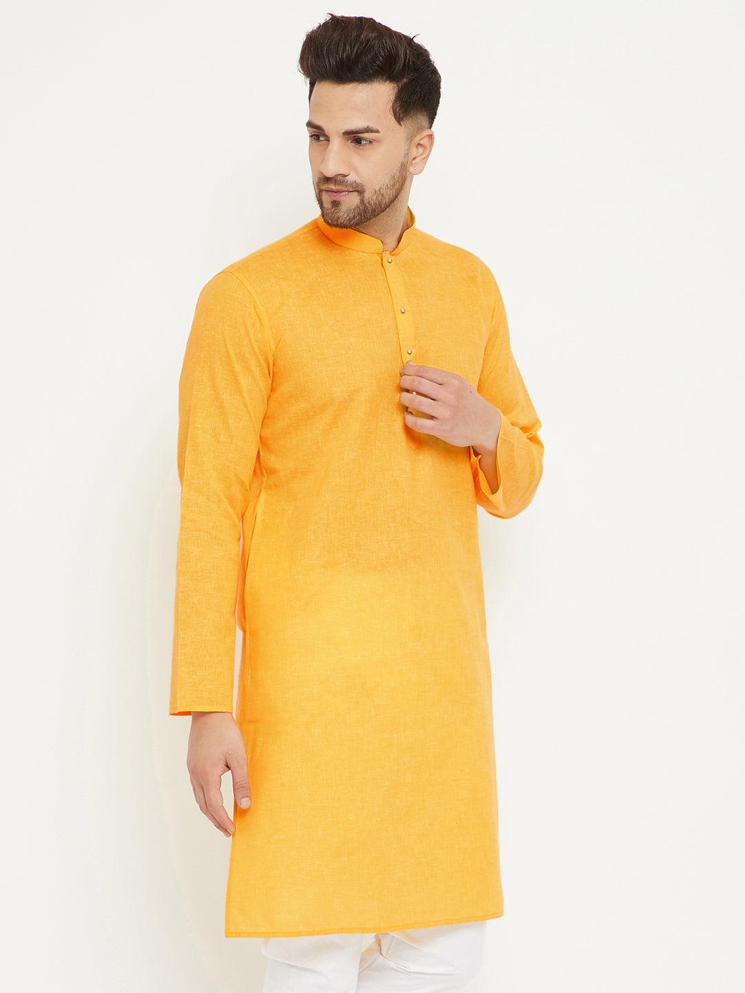 VM BY Vastramay Men's Yellow Cotton Blend Kurta