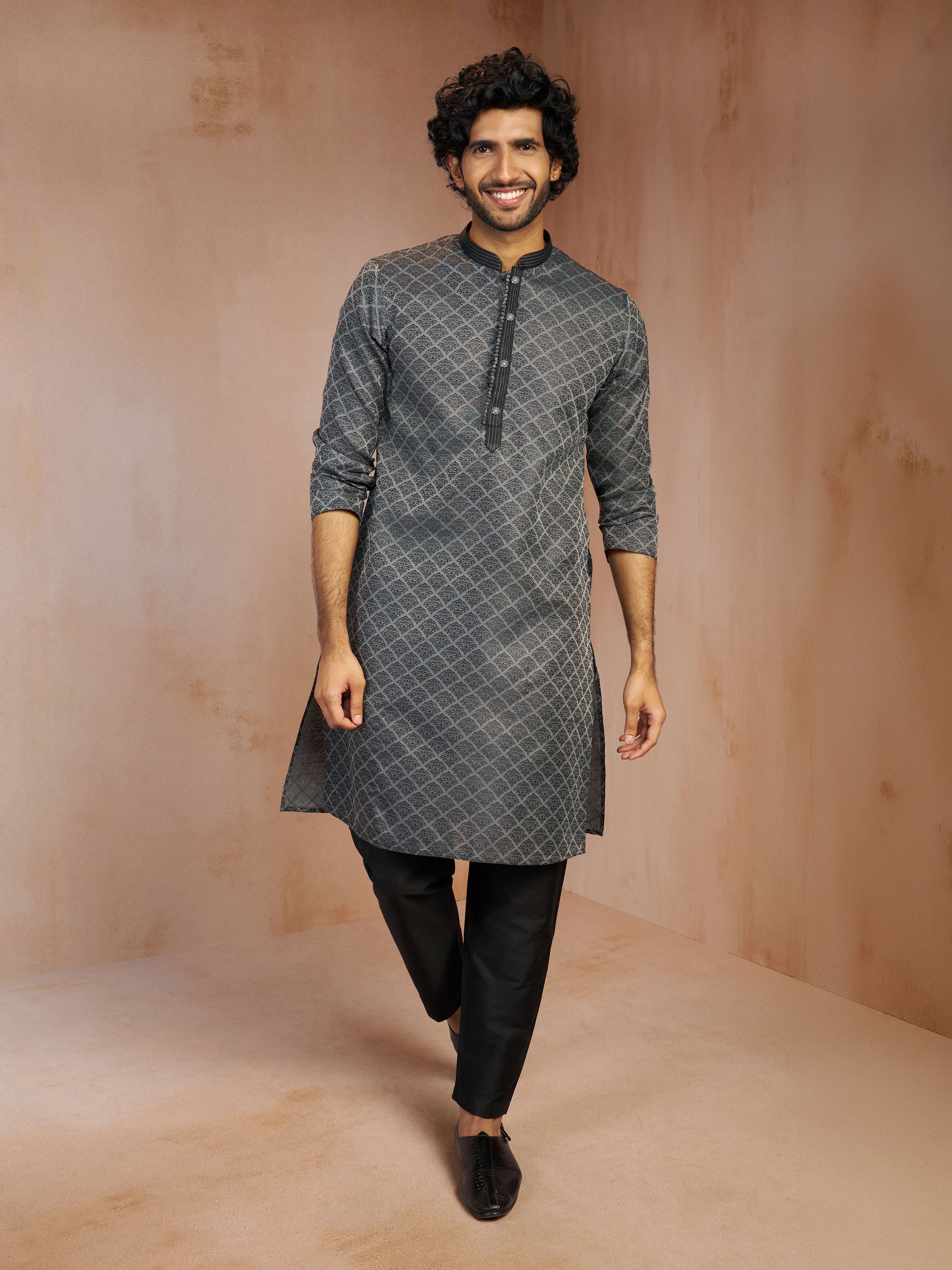 Men's Grey Jacquard Geometric Thread & Sequin Embroidered Silk Blend Straight Kurta