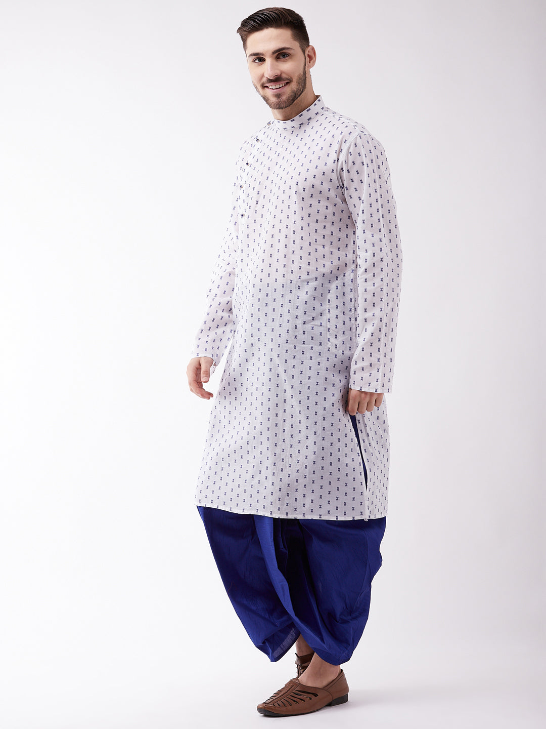 VASTRAMAY Men's White And Blue Cotton Kurta And Dhoti Set