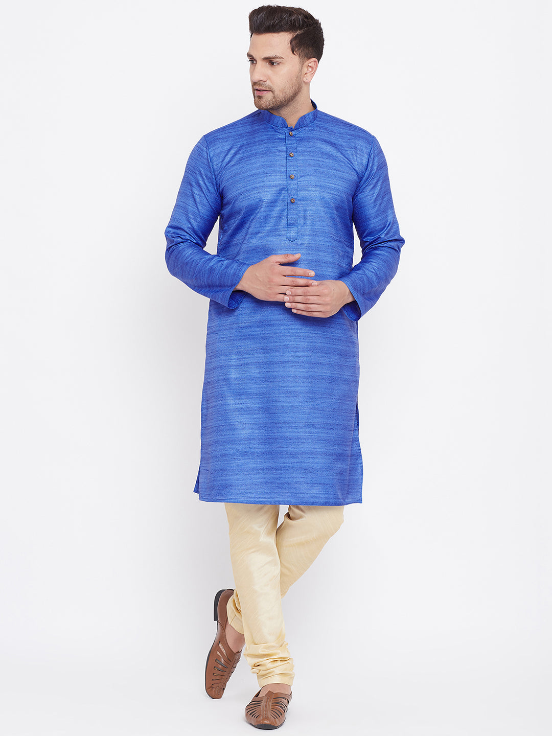 VM BY Vastramay Men's Blue And Gold Silk Blend Kurta Pyjama Set