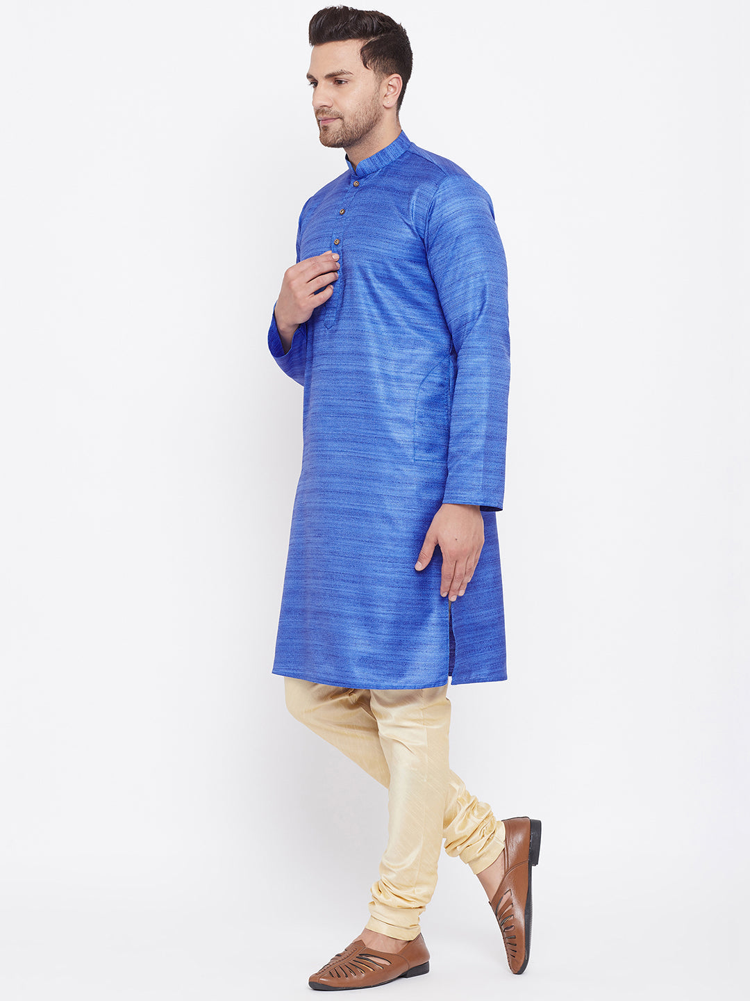 VM BY Vastramay Men's Blue And Gold Silk Blend Kurta Pyjama Set