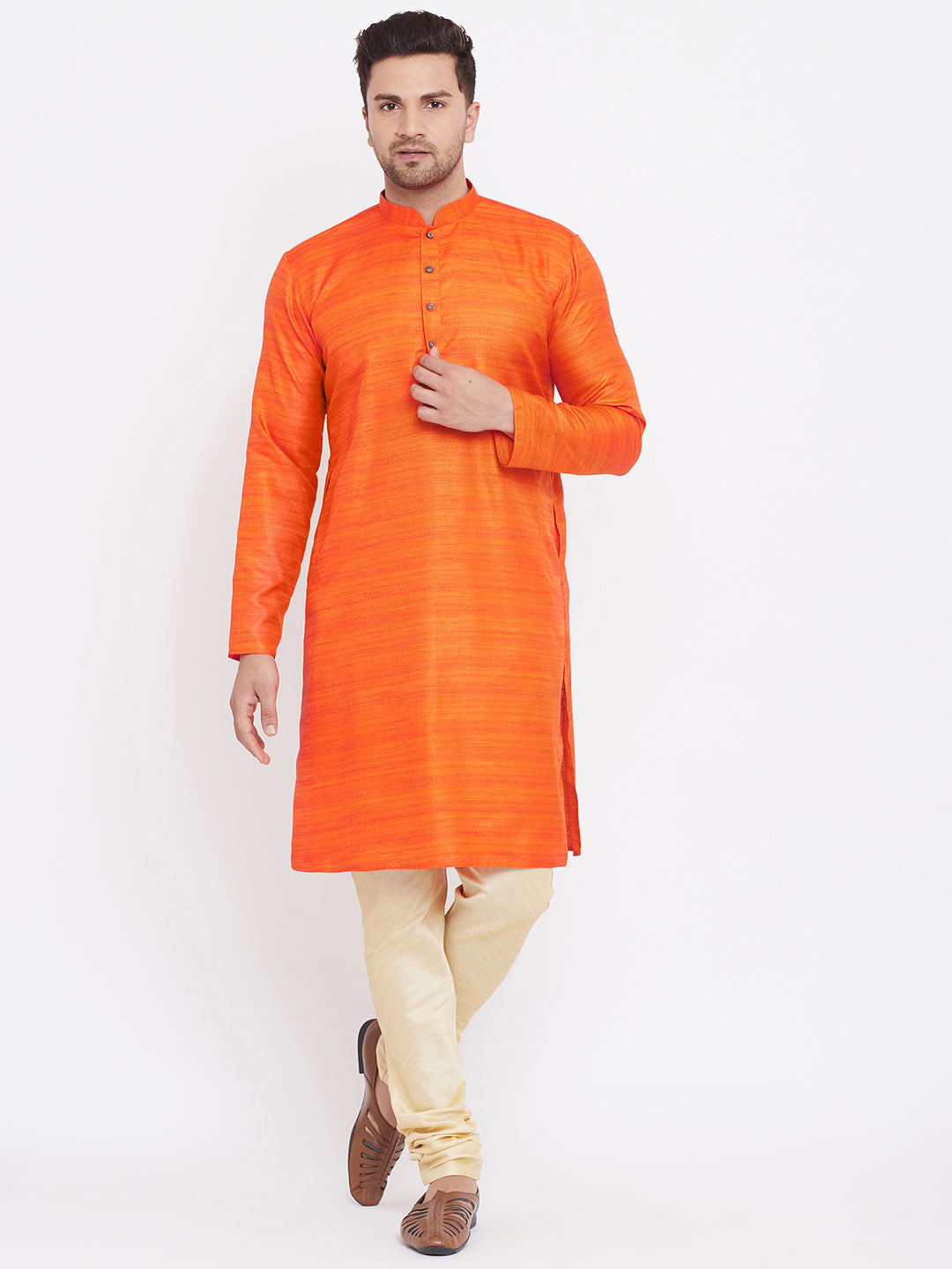 VM BY VASTRAMAY Men's Orange And Gold Silk Blend Kurta Pyjama Set