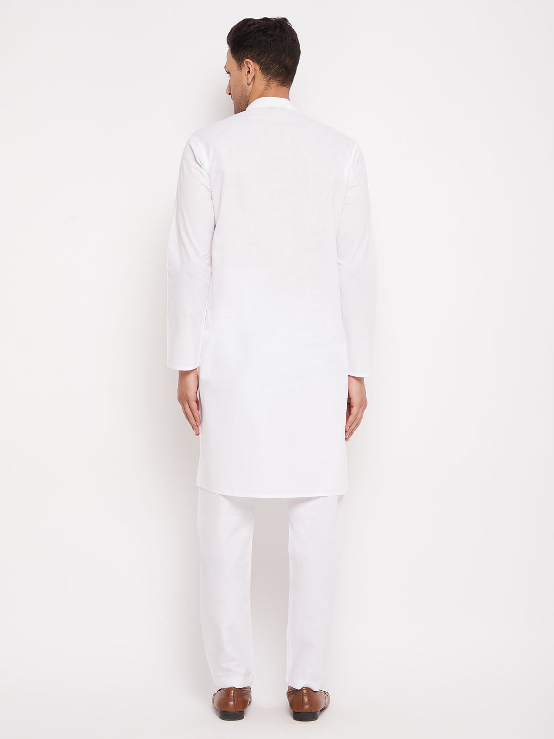 Men's White Kurta And Pajama Set