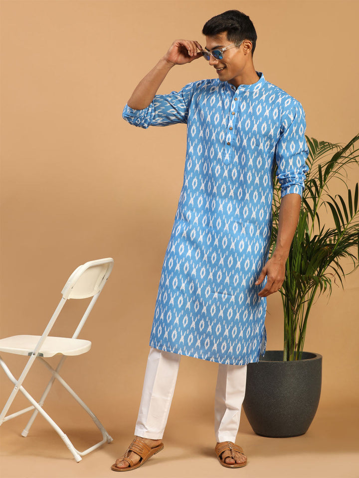 VASTRAMAY Men's Aqua Blue Ikkat Print Cotton Kurta