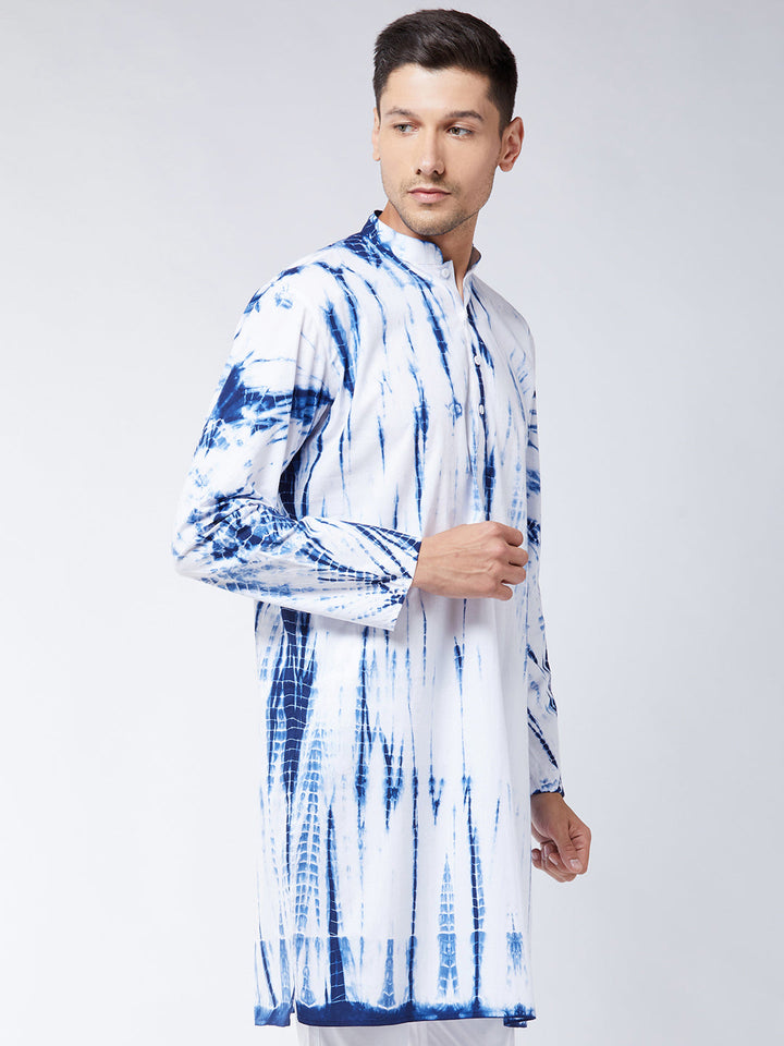 VASTRAMAY Men's Blue And White Pure Cotton Kurta