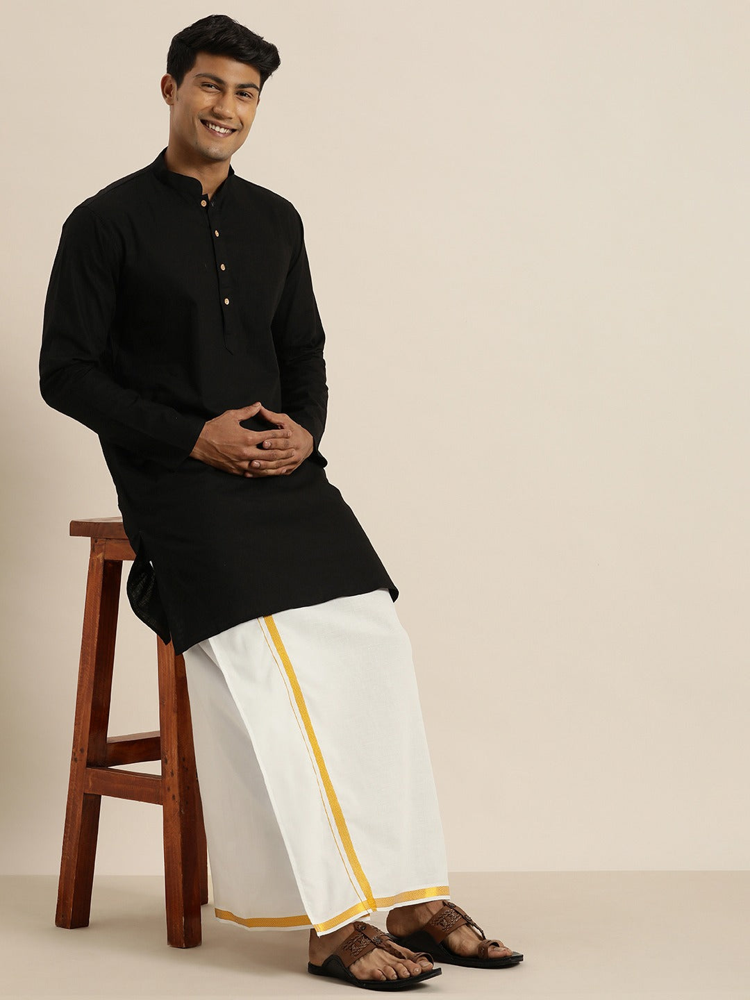 VASTRAMAY Men's Black Cotton Kurta And Mundu Set