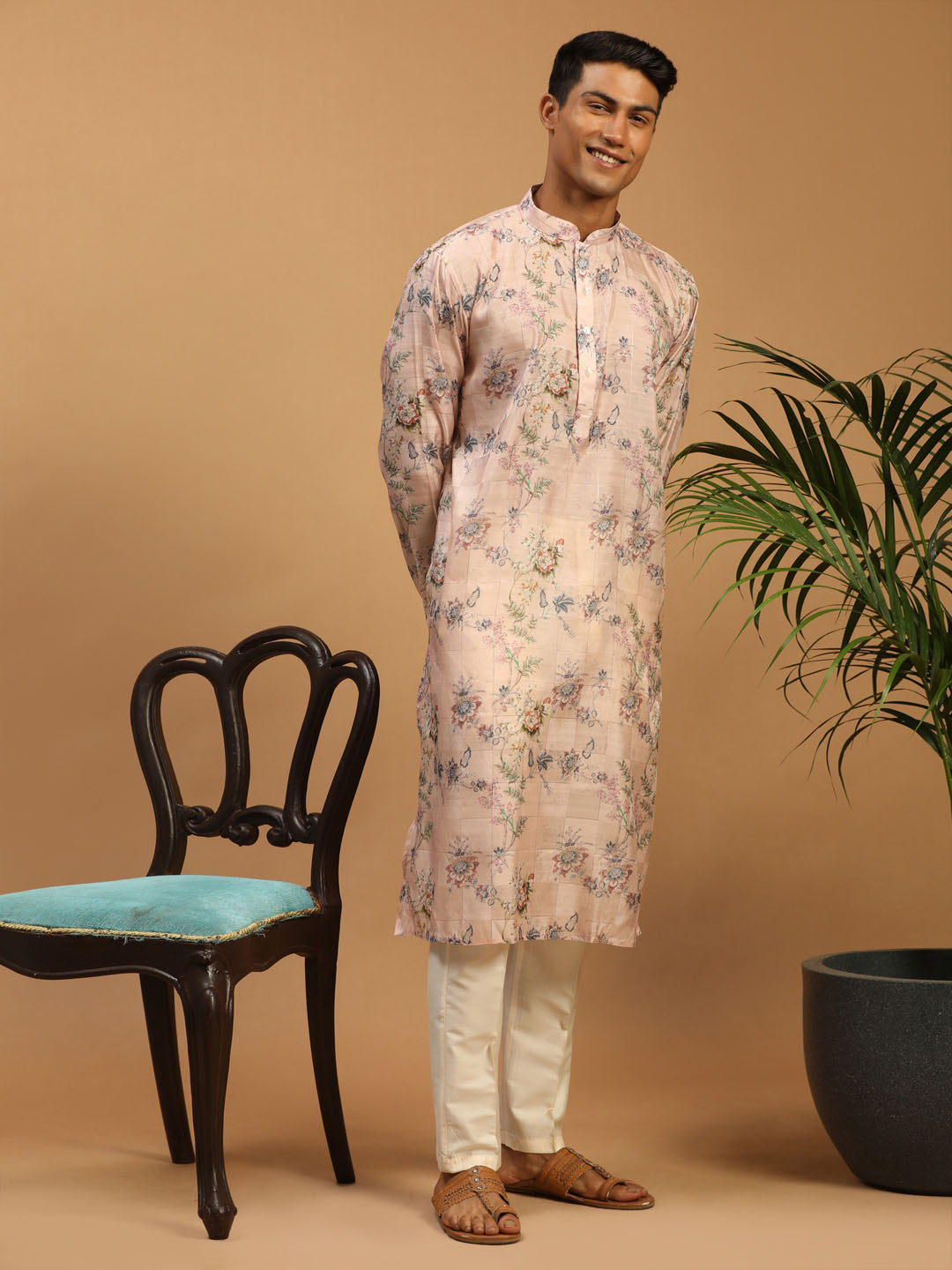 VASTRAMAY Men's Pink Floral Printed Silk Blend Kurta With Cream Solid Viscose Pant Set