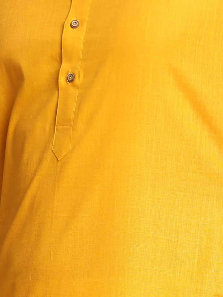 VASTRAMAY Men's Mustard Solid Kurta