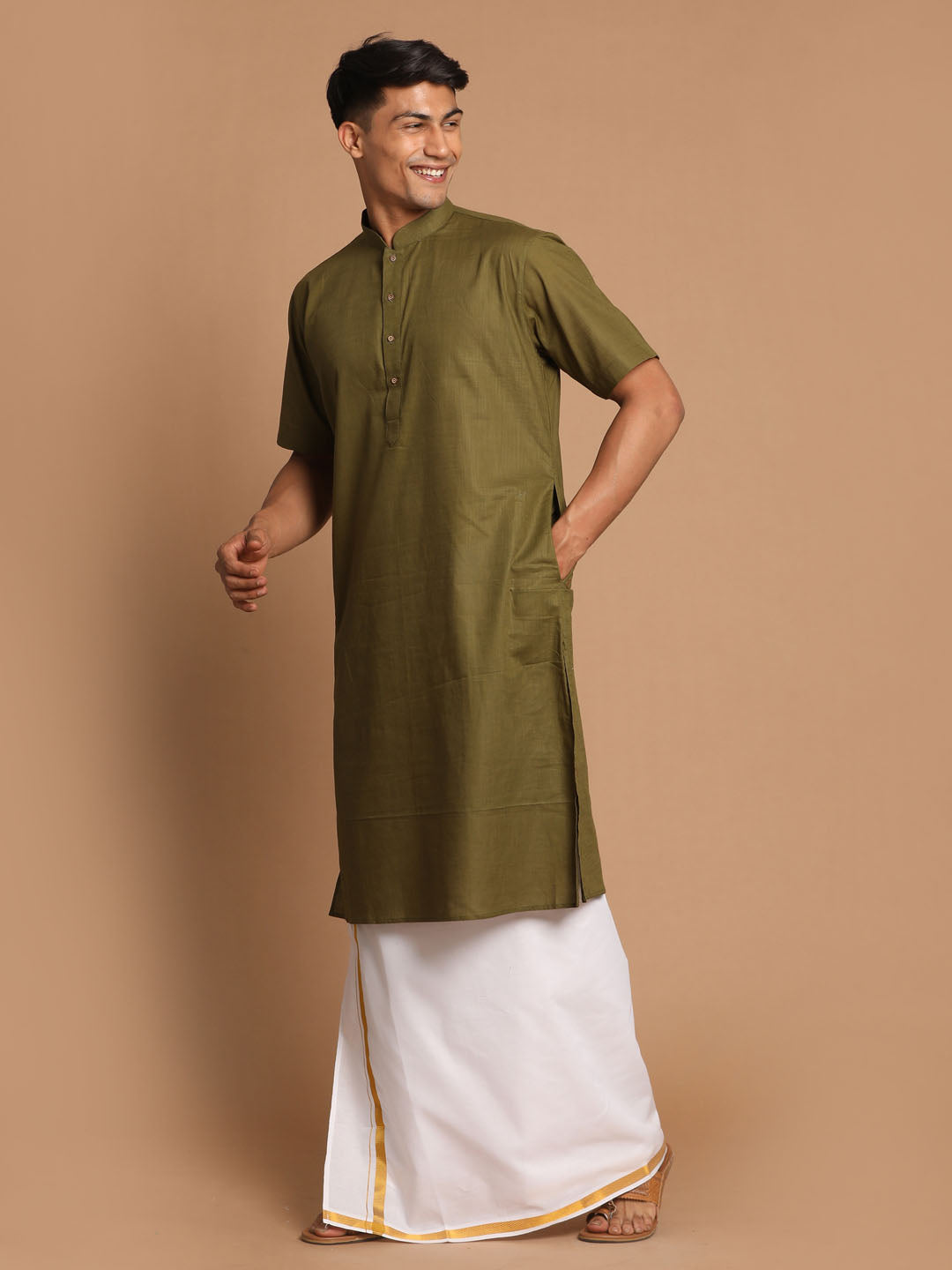 VASTRAMAY Men's Olive Green Cotton Kurta And Mundu Set