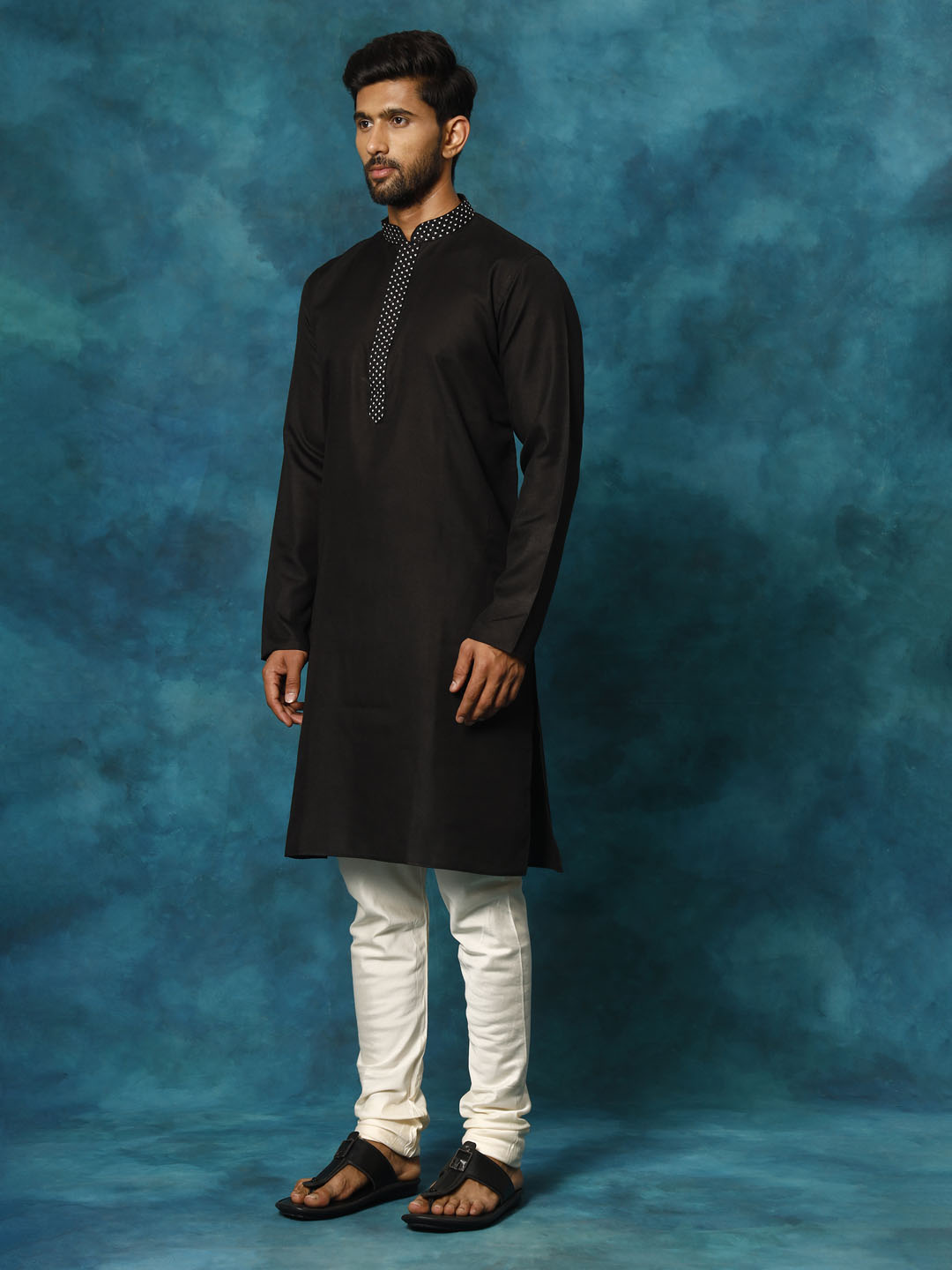 VASTRAMAY Men's Black And Cream Cotton Blend Kurta Pyjama Set