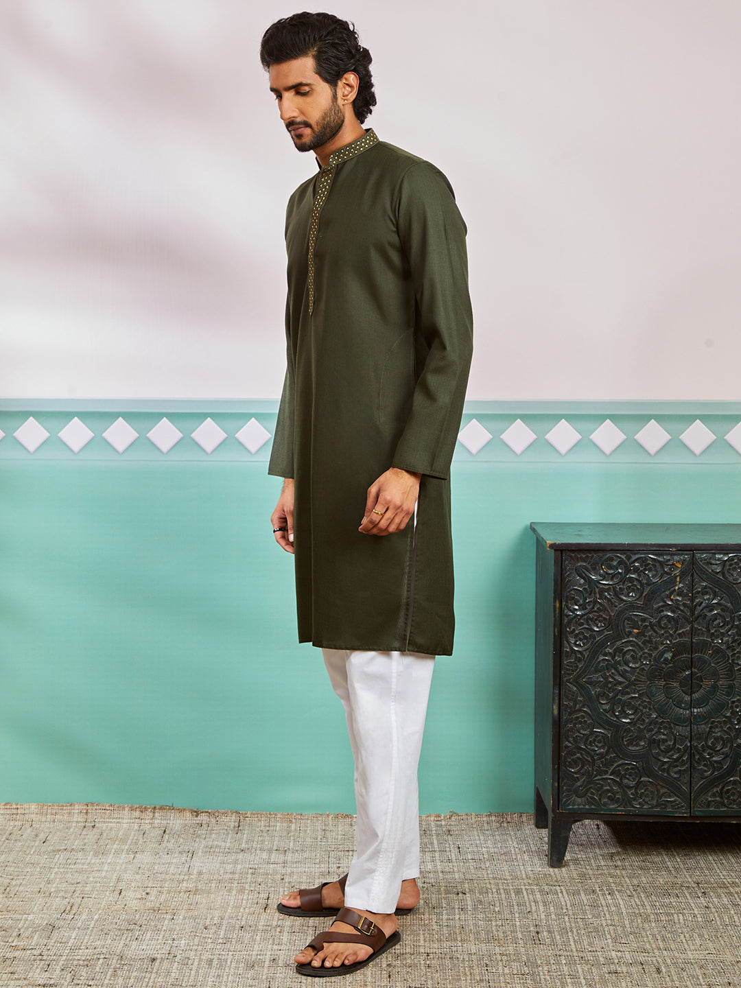 Men's Mehendi Green Cotton Blend Kurta And Pyjama Set