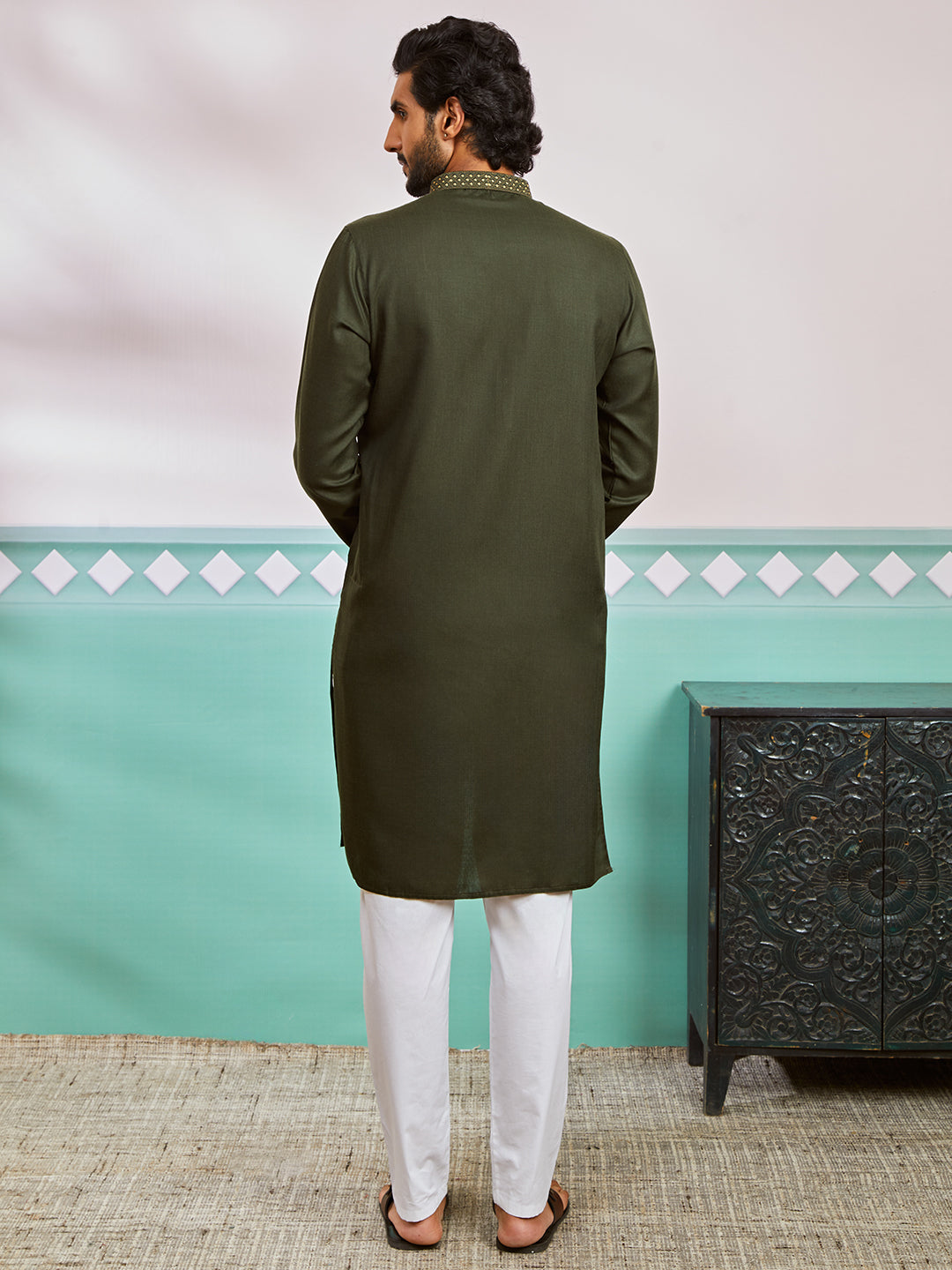 Men's Mehendi Green Cotton Blend Kurta And Pyjama Set