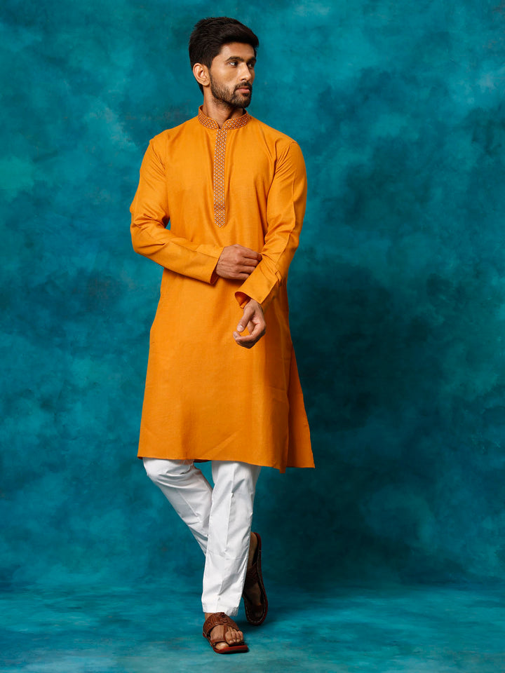 VASTRAMAY Men's Rust And White Cotton Blend Kurta Pyjama Set