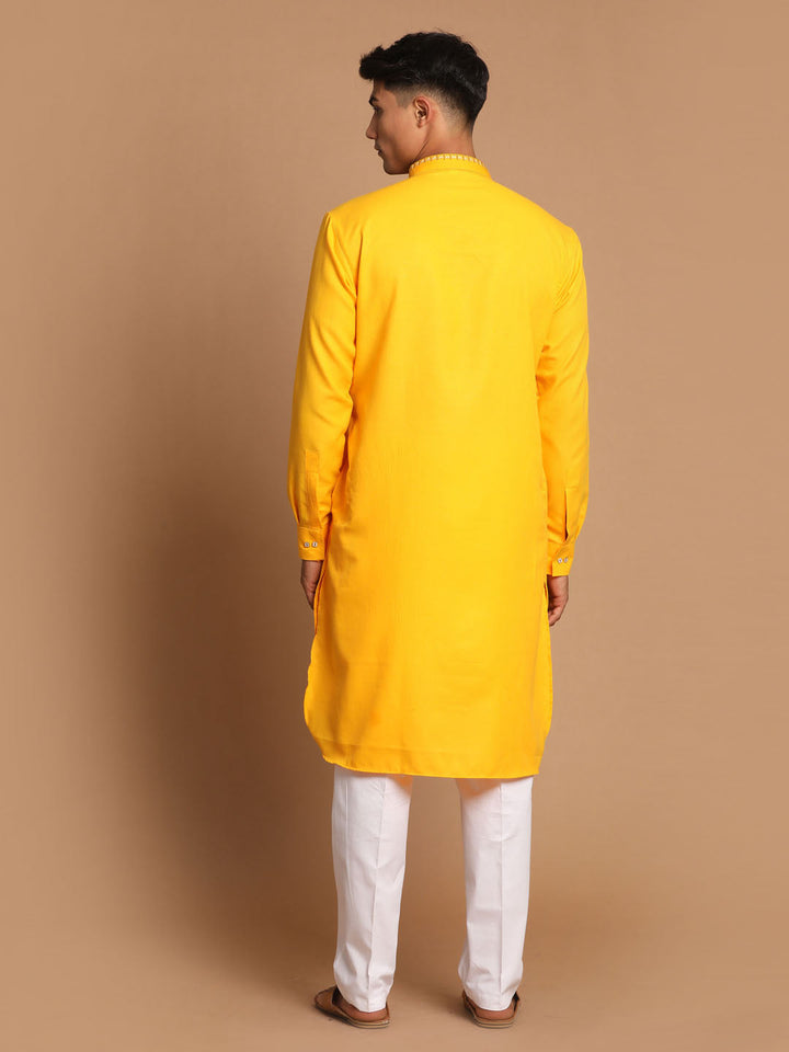 VASTRAMAY Men's Yellow And White Cotton Blend Kurta With Pant Set