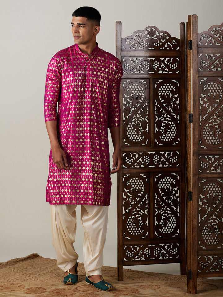 VASTRAMAY Men's Dark Pink Foil Printed Kurta With Cream Patiala Set