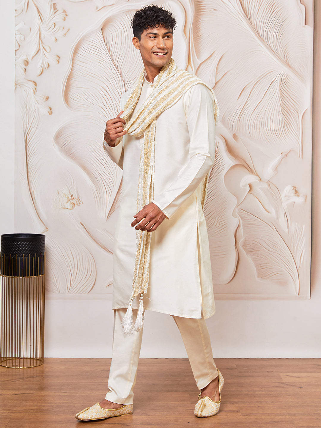 Men's Cream Viscose Kurta Pant And Dupatta Set