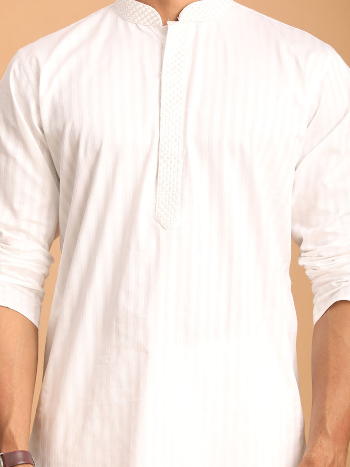 VASTRAMAY Men's White Cotton Blend Solid Kurta with White Pant Set