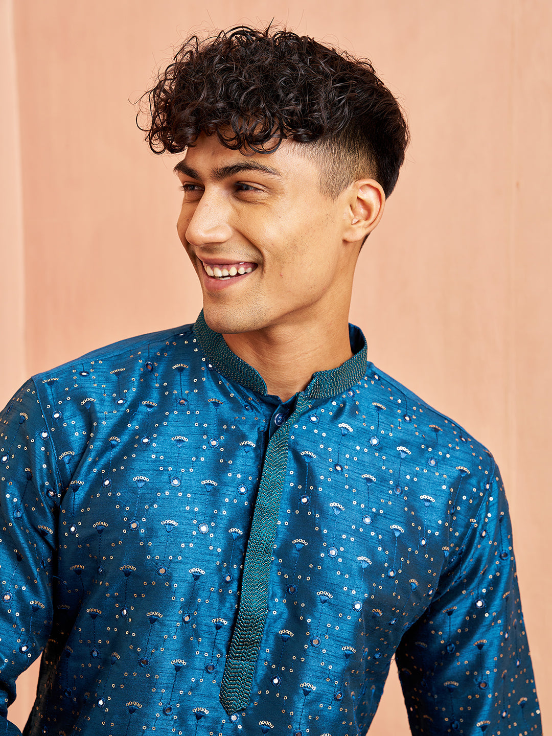 Men's Blue Silk Blend Embellished Kurta